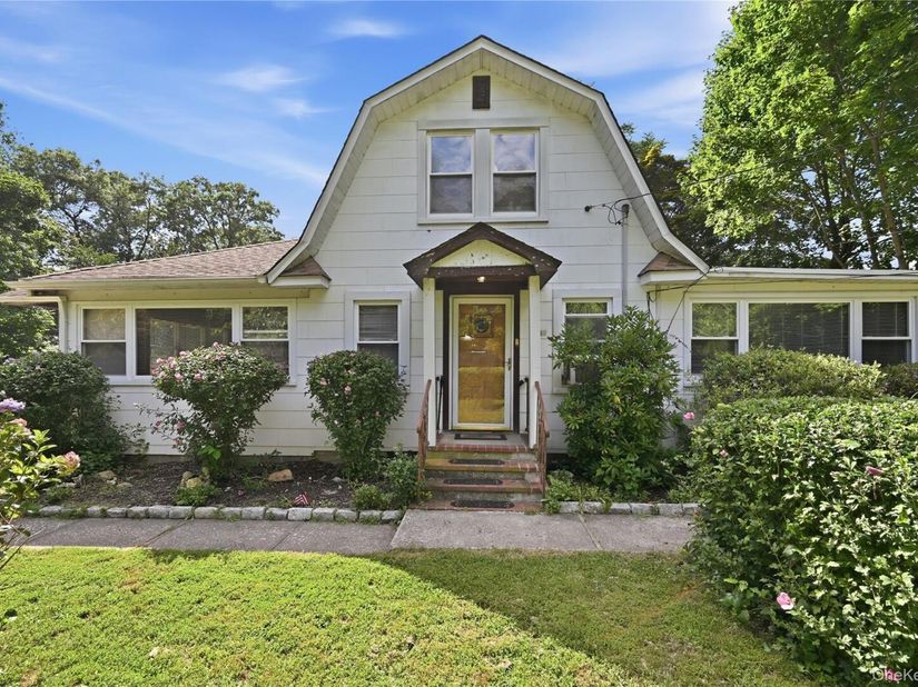 64 Satinwood Road, Rocky Point NY 11778