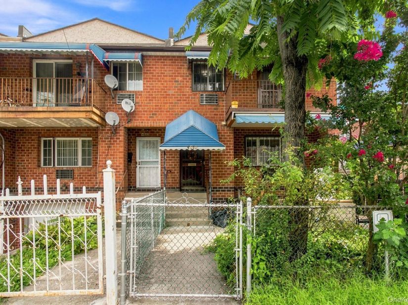 4010 De Reimer Avenue, Bronx NY 10466