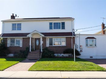 1309 Globe Avenue
