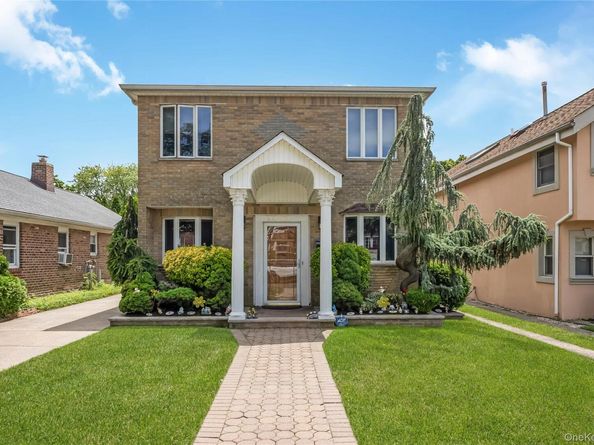 151-62 24th Road, Whitestone NY 11357
