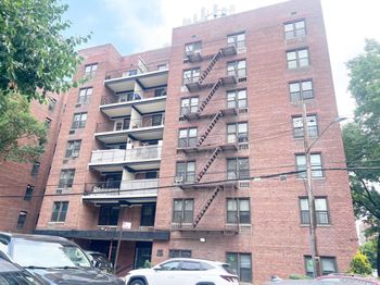 38-25 Parsons Boulevard