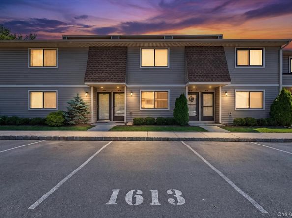 100 Daly 1613, Oceanside NY 11572