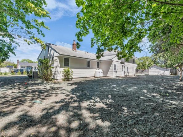 8 N Westbury Road, Hampton Bays NY 11946