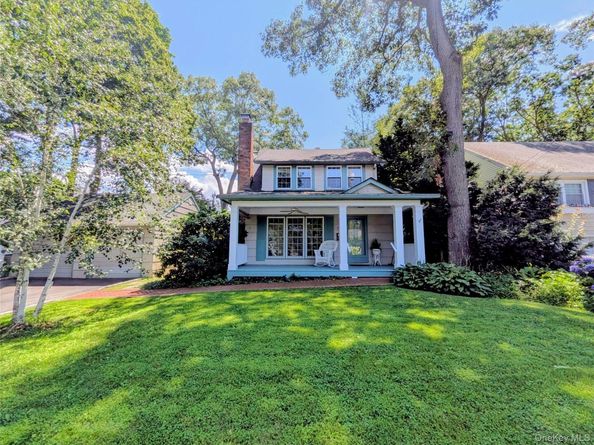 84 Oak Street, Northport NY 11768