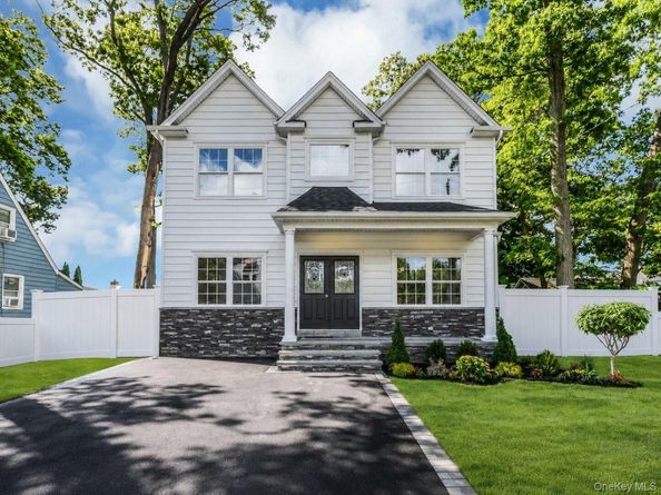36 Michigan Avenue, Massapequa NY 11758