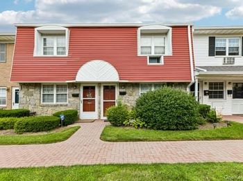 15 Springwood Drive