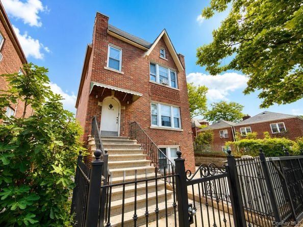 1616 Pilgrim Avenue, Bronx NY 10461