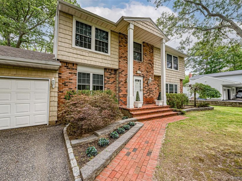 15 Washington Avenue, Miller Place NY 11764