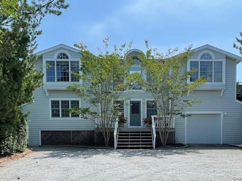 405 Dune Road, Westhampton Beach NY 11978