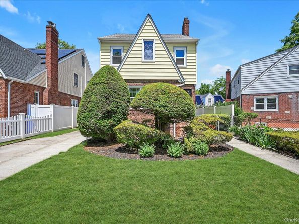 236-11 Seward Avenue, Bellerose Manor NY 11427