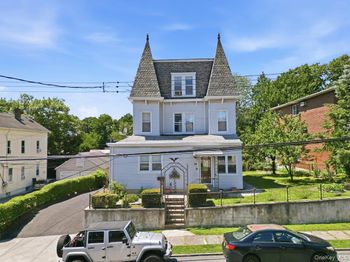 19 Ridgewood Avenue