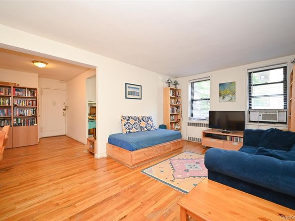 99-63 66 Avenue A9, Rego Park NY 11374