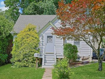 65 Laurel Place