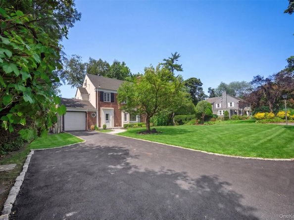 6 Brookbridge Road, Great Neck NY 11021
