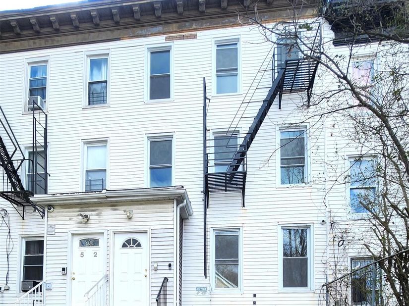 54 Herriot Street, Yonkers NY 10701