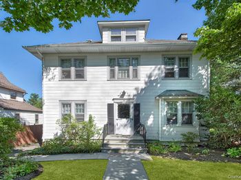 9 Linda Avenue