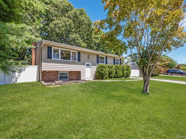 27 Morton Street, Port Jefferson Station NY 11776