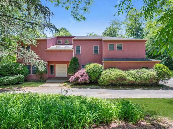 244 Store Hill Road, Old Westbury NY 11568