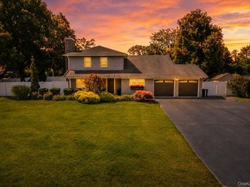 8 Feather Lane