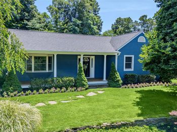 5 Soundview Drive