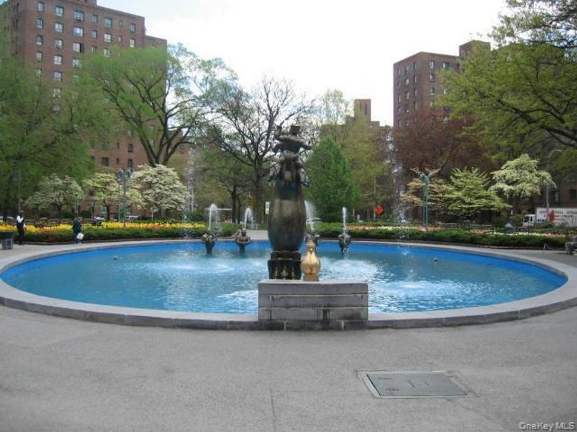 1469 West Avenue 1F, Bronx NY 10462
