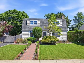 25 Parkdale Drive