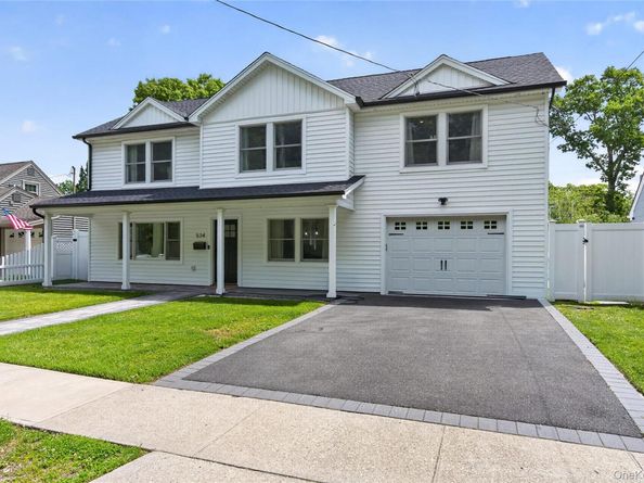 534 Riverside Avenue, Massapequa NY 11758