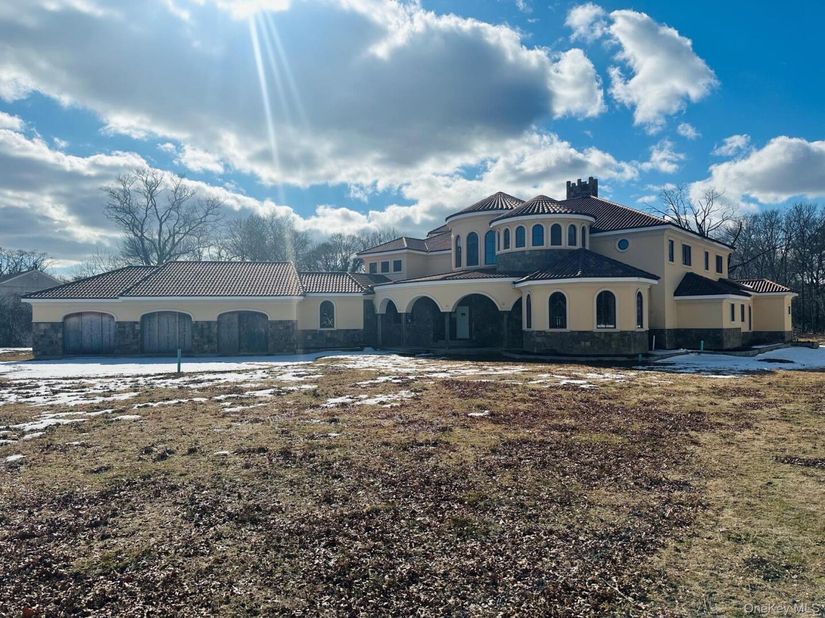 1416 Walnut Avenue, Bohemia NY 11716