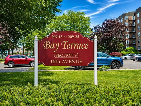 209-25 18th Avenue 6D, Bayside NY 11360