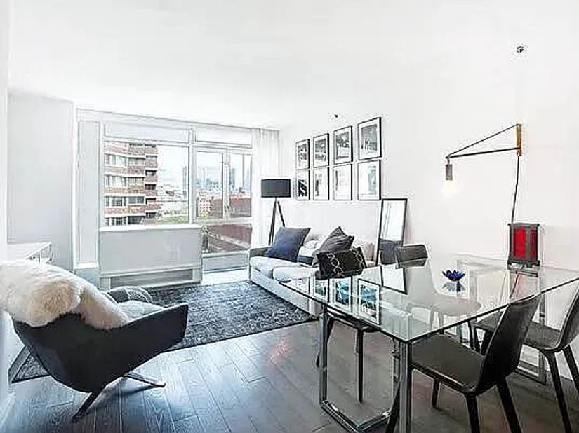 385 1st Avenue 11D, New York NY 10010