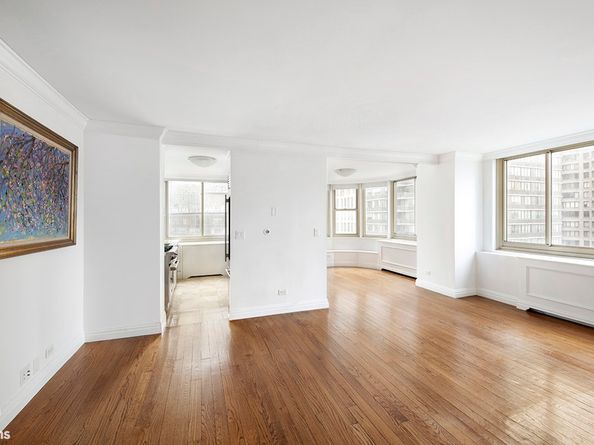 30 West 63rd Street 16H, New York NY 10023