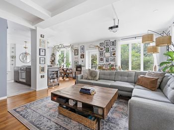 79 West Washington Place