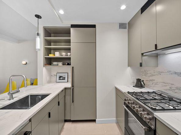 470 West 24th Street 2G, New York NY 10011