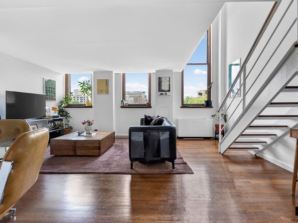 305 2nd Avenue 538, New York NY 10003