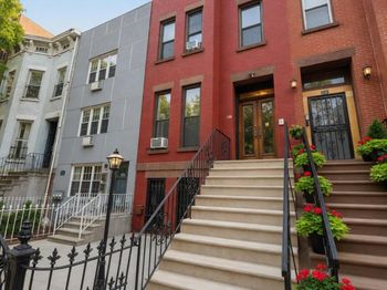 62 Bainbridge Street