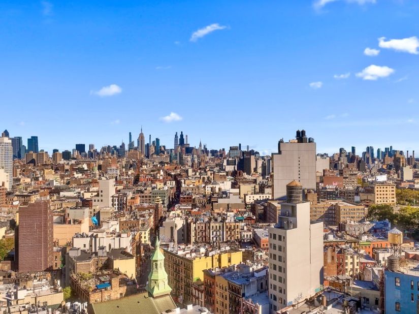 180 Park Row 24A, New York NY 10038