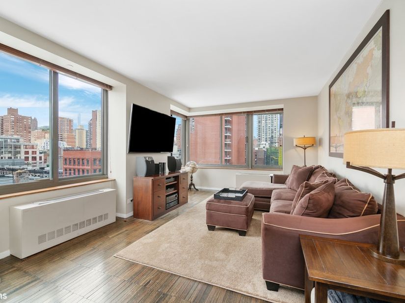 300 East 85th Street 702, New York NY 10028