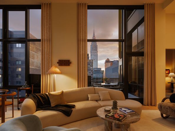 135 East 47th Street PHB, New York NY 10017