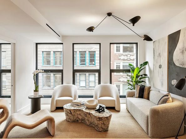 21 West 17th Street 12, New York NY 10011