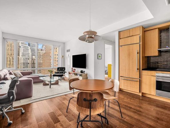 70 Little West Street 21A, New York NY 10280