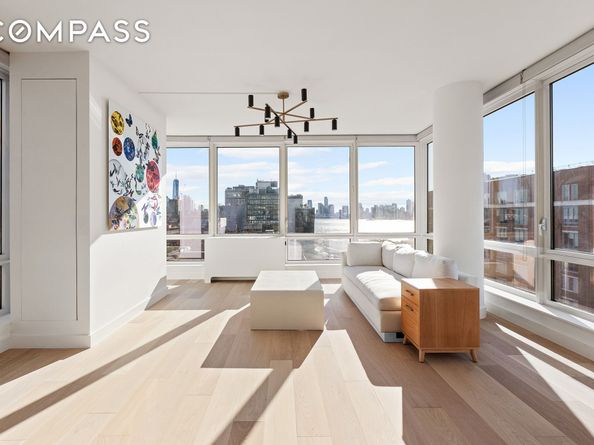 450 West 17th Street 1709, New York NY 10011