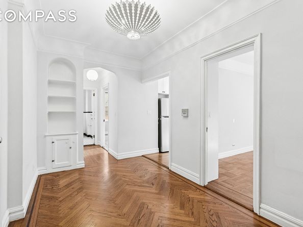 680 West 204th Street 3E, New York NY 10034