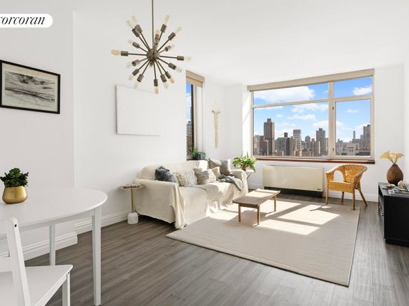 1760 2nd Avenue 30B, New York NY 10128