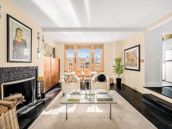 299 West 12th Street 7F, New York NY 10014