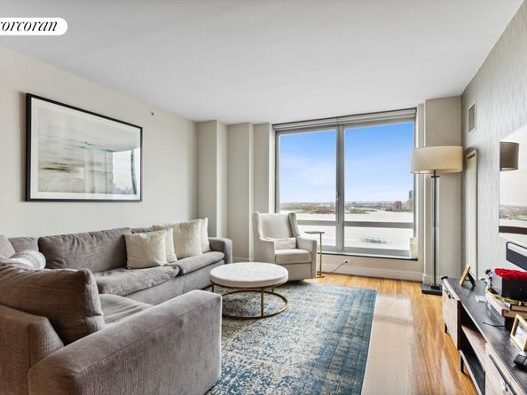 30 West Street 17G, New York NY 10004