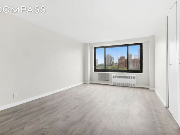 185 Hall Street 1009, Brooklyn NY 11205