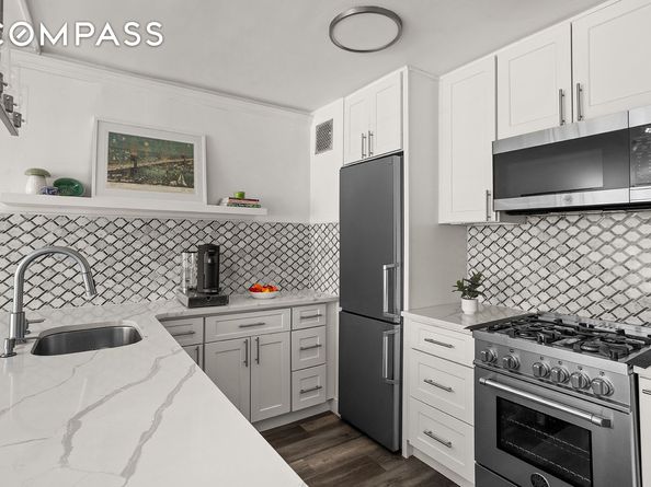 330 3rd Avenue 3F, New York NY 10010