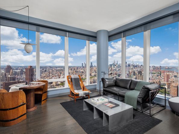 252 South Street 27L, New York NY 10002