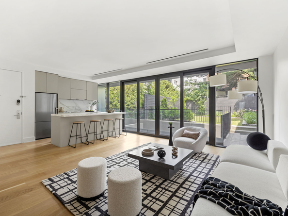 153 Green Street 1B, Brooklyn NY 11222