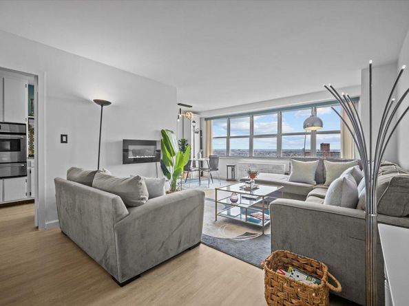 555 Kappock Street 26U, Bronx NY 10463